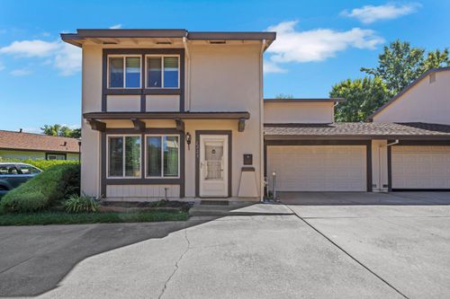 2229 Kingstree Ln, Rancho Cordova, CA, 95670-4211 | Card Image