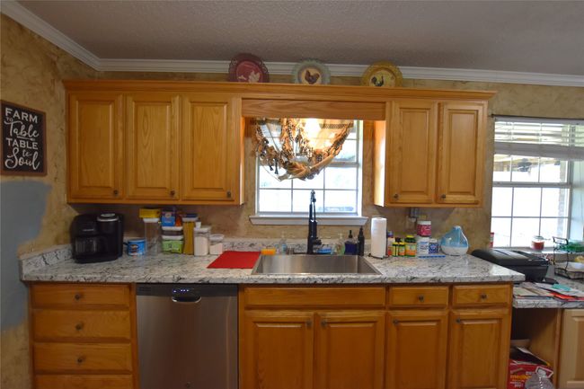 114 Amy Ct, House other with 3 bedrooms, 2 bathrooms and null parking in Collinsville TX | Image 10
