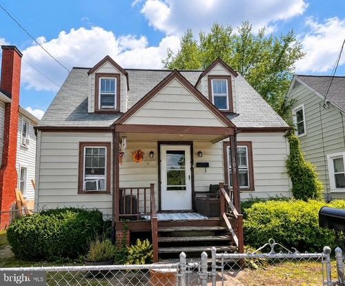 309 Liberty Ave, WINCHESTER, VA, 22601-5316 | Card Image