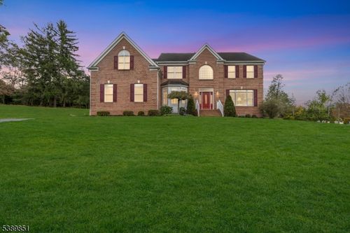 2 Dumont Ct, Bridgewater, NJ, 08807-1984 | Card Image