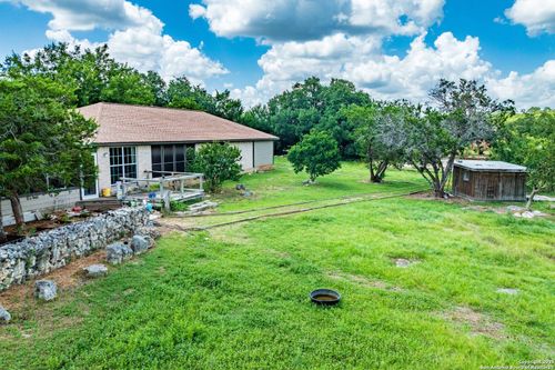 121 Dresden Wood Dr, Boerne, TX, 78006-5817 | Card Image