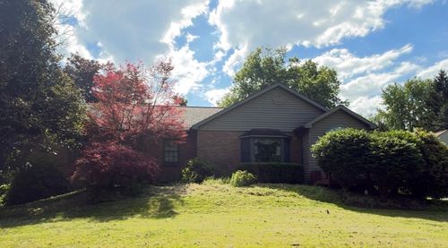 293 Spring Run Rd, Crescent, PA, 15046-4902 | Card Image