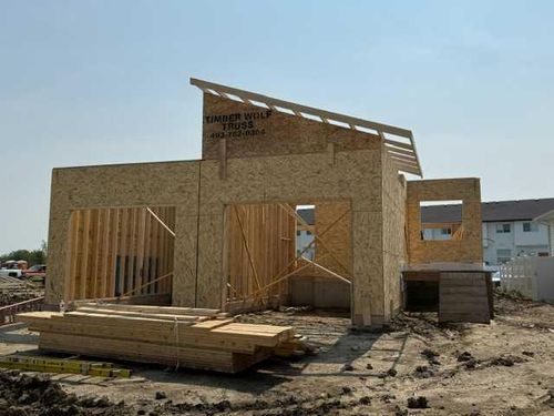 15 Ellington Cres, Red Deer, AB, T4P3H1 | Card Image