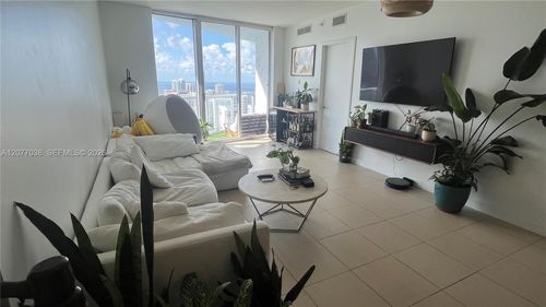 3702-185 Sw 7th St, Miami, FL, 33130-2984 | Card Image