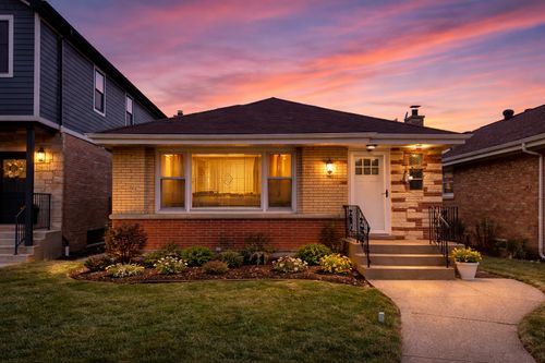 5410 N Neenah Ave, Chicago, IL, 60656-2225 | Card Image