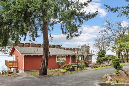 123 S 216th St, Des Moines, WA, 98198-4720 | Card Image