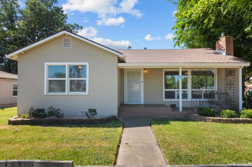 64 Michigan St, Yuba City, CA, 95991-5816 | Card Image