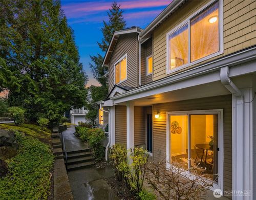 102-14723 1st Ln Ne, Duvall, WA, 98019-6450 | Card Image