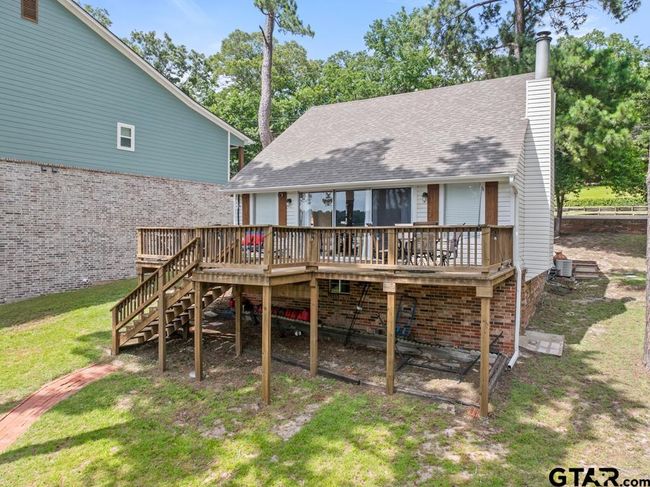 516 Hideaway Ln E, House other with 3 bedrooms, 2 bathrooms and null parking in Hideaway TX | Image 33
