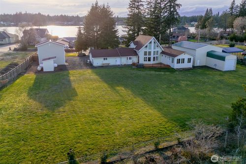 1911 E Island Lake Drive, Shelton, WA, 98584 | Card Image
