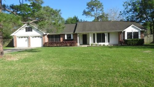 803 Briarmeadow Ave, Friendswood, TX, 77546-4719 | Card Image