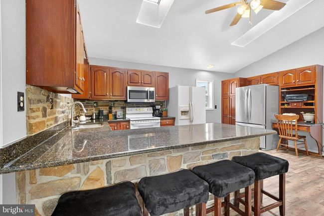 602 Greenview Dr, House other with 4 bedrooms, 2 bathrooms and null parking in Denver PA | Image 6