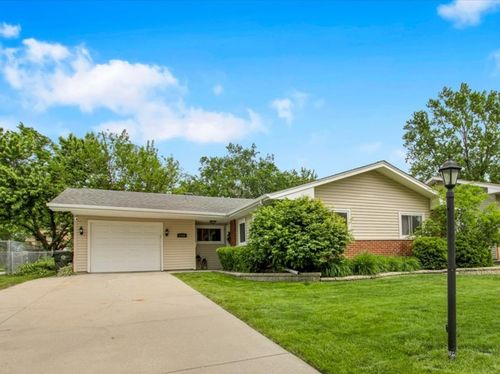 1755 Monticello Rd, Hoffman Estates, IL, 60169-4313 | Card Image