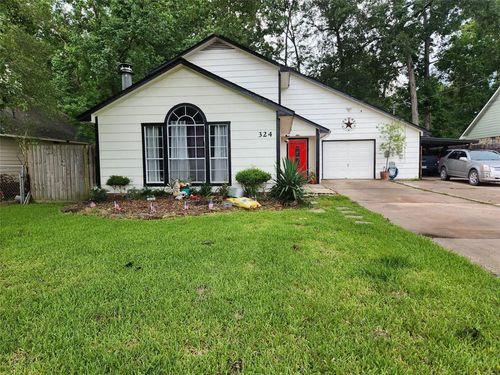 324 E Hunting Tower Run, Montgomery, TX, 77316-6165 | Card Image