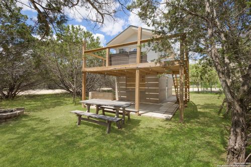 539 Rio Luna Dr, Bandera, TX, 78003 | Card Image