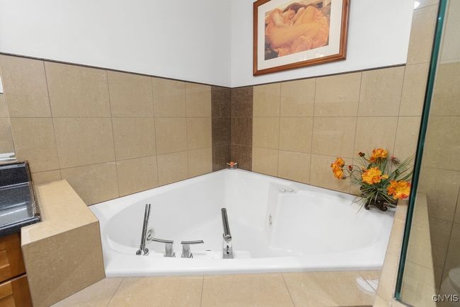 110 - 429 N Franklin St, Condo with 2 bedrooms, 3 bathrooms and null parking in Syracuse NY | Image 38