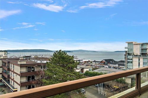 503-9805 Second St, Sidney, BC, V8L4T9 | Card Image