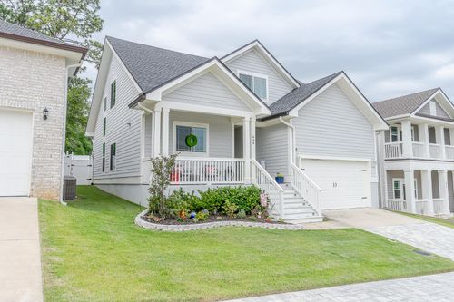 409 Hideaway Ln, Niceville, FL, 32578-1960 | Card Image