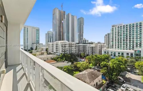 811-321 Ne 26th St, Miami, FL, 33137-4745 | Card Image