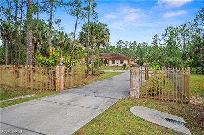 3460 6th Avenue Se, House other with 4 bedrooms, 4 bathrooms and null parking in Naples FL | Image 1