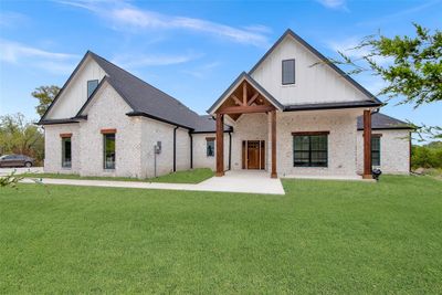 Gorgeous modern Farm house | Image 1