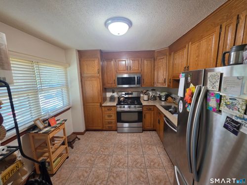 25-25 Robin Brook Drive, Newington, CT, 06111 | Card Image
