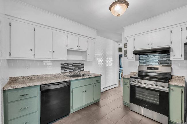23 E Woodside Ave, House other with 4 bedrooms, 1 bathrooms and null parking in Patchogue NY | Image 12