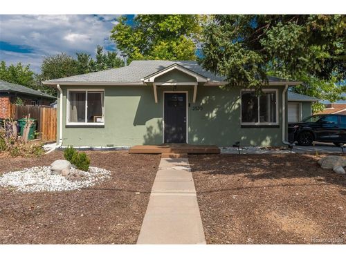 2530 Meade St, Denver, CO, 80211-4438 | Card Image