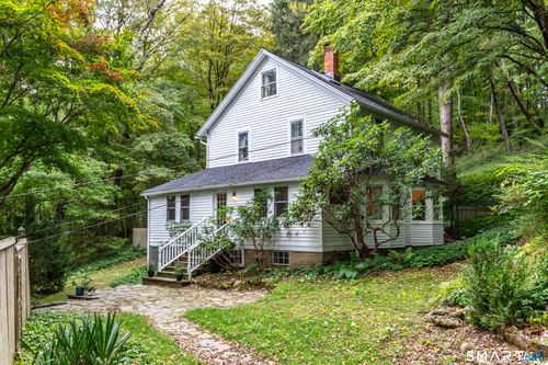 17 Church Hill Rd, Washington Depot, CT, 06794-1403 | Card Image