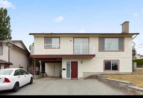 house-18379 56b Ave, Surrey, BC, V3S6C9 | Card Image