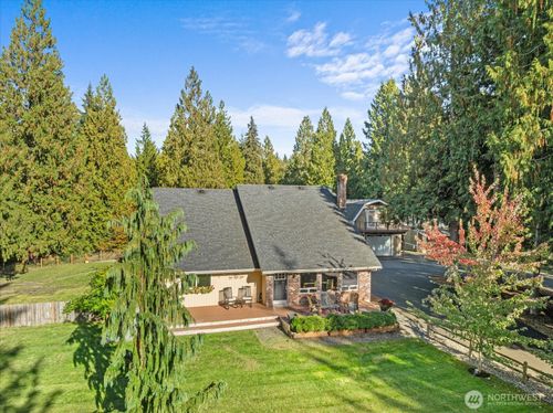 25605 70th Avenue Ne, Arlington, WA, 98223 | Card Image