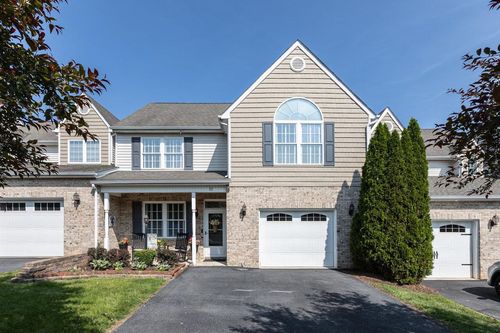 21 Spring View Dr, STAUNTON, VA, 24401-5685 | Card Image