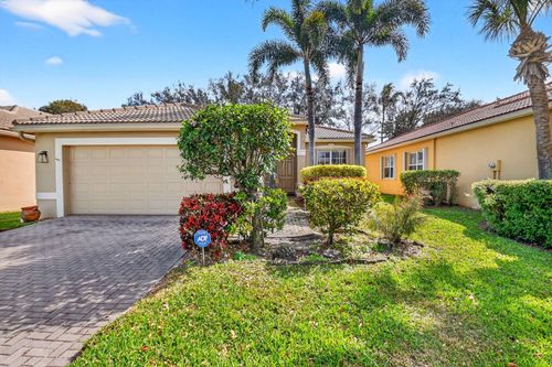 7420 Twin Falls Dr, Boynton Beach, FL, 33437-3936 | Card Image