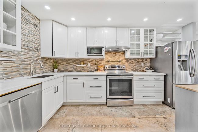 146 Baronwood Crt, Condo with 4 bedrooms, 2 bathrooms and 1 parking in Brampton ON | Image 15