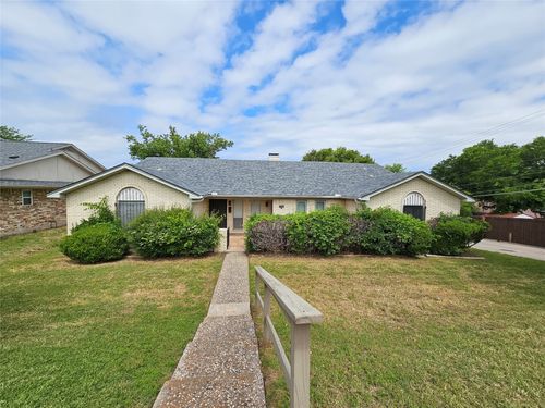 8235-8233 Ferguson Rd, Dallas, TX, 75228-5864 | Card Image