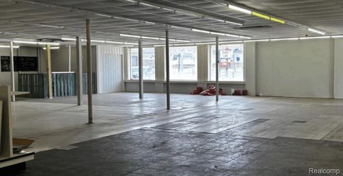 102 N State St, Oscoda, MI, 48750-1714 | Card Image