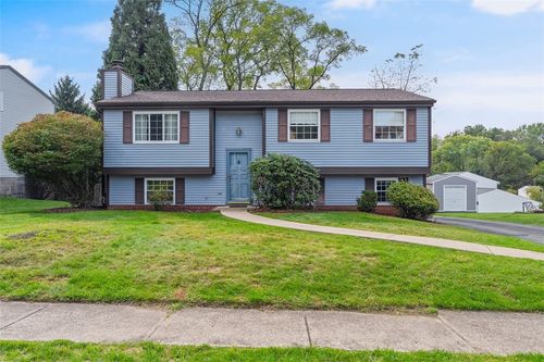 107 Agate Dr, Verona, PA, 15147-2727 | Card Image