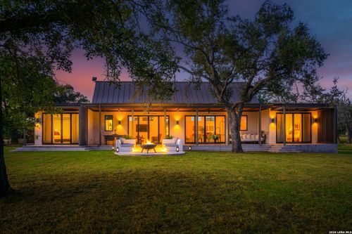 625 Triple Creek Rd, Fredericksburg, TX, 78624 | Card Image
