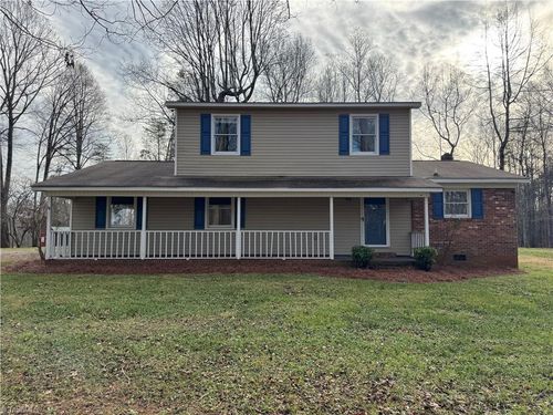 656 Hills Presbyterian Church Rd, Pilot Mountain, NC, 27041-7529 | Card Image