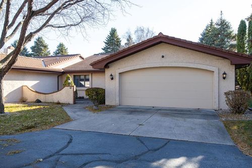 e-8 Fiesta Court, APPLETON, WI, 54911 | Card Image
