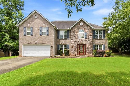 829 Sweden Forest Cv, Hampton, GA, 30228-3448 | Card Image