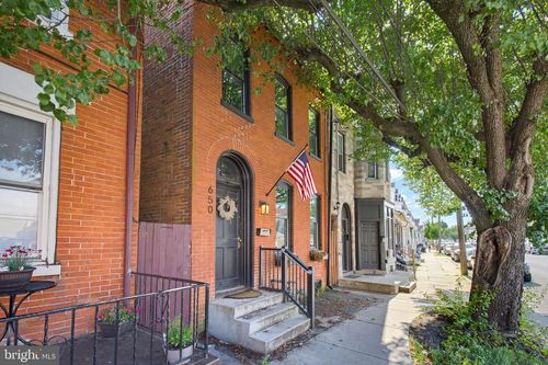 650 Columbia Ave, LANCASTER, PA, 17603-3652 | Card Image