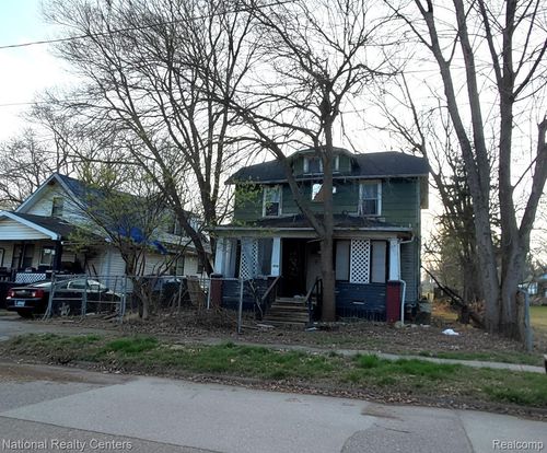 2105 Arlington Ave, Flint, MI, 48506-3630 | Card Image