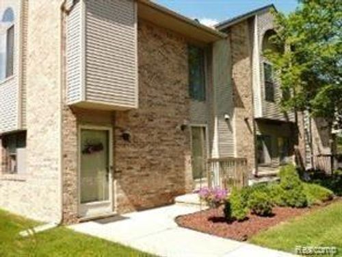 139-42803 Lilley Pointe Dr, Canton, MI, 48187-5315 | Card Image