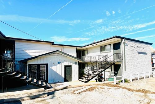 apt-225-924 E Dean Keeton St, Austin, TX, 78705-3328 | Card Image