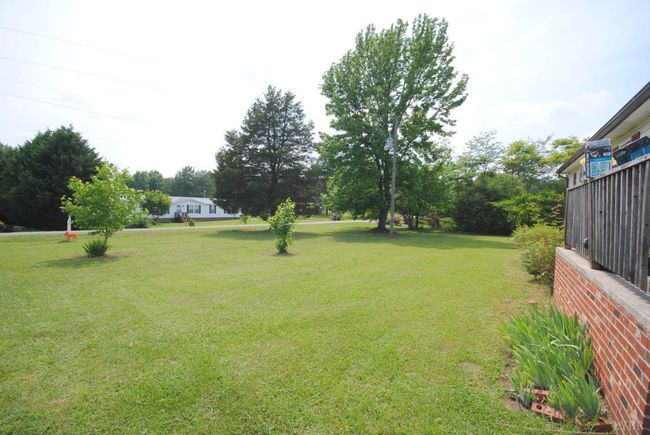 1114 Golden Leaf Rd, House other with 3 bedrooms, 2 bathrooms and null parking in Nathalie VA | Image 24