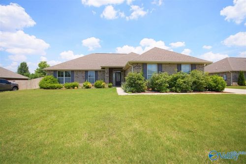 115 Swan Pond Dr, Huntsville, AL, 35824-3205 | Card Image