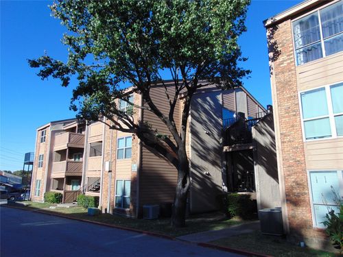 apt-2072-8110 Skillman St, Dallas, TX, 75231-2813 | Card Image