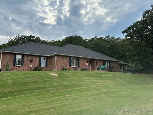 902 Village Blvd, McAlester, OK, 74501-1995 | Card Image