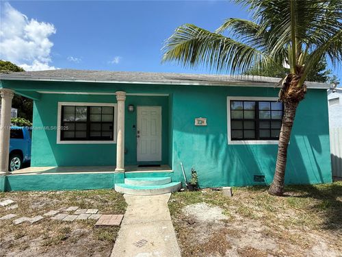 733 45th St, West Palm Beach, FL, 33407-2929 | Card Image